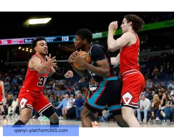 考沃德砍下24分9篮板灰熊险胜公牛 吉迪三双难阻雷霆败局